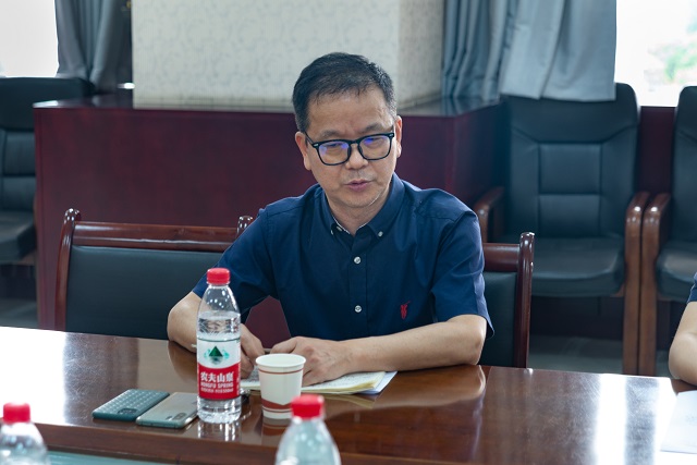我集团召开“推进‘四位一体双院制’下的 ‘新商科’融合”主题会议