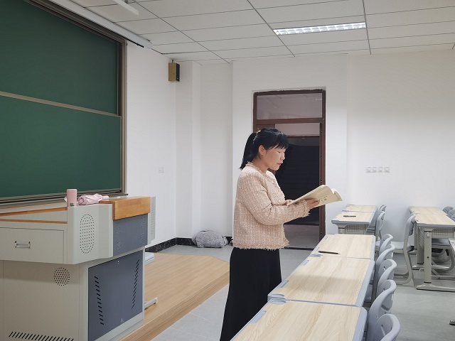 太阳集团tcy8722集体学习《梦想与实践——建设新时代一流应用技术大学》