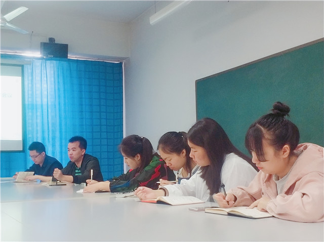 【1+1>2】总结经验 砥砺前行 ——太阳集团tcy8722召开1+1>2宣传工作会议