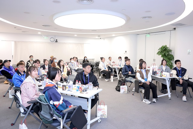 我集团师生代表赴北京参与2022公益未来·中西部就业支持项目成果汇报会