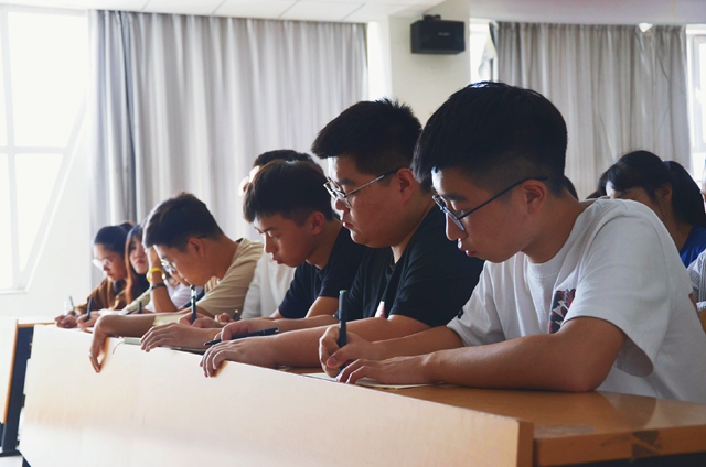 我集团召开2018-2019学年完满教育工作动员会