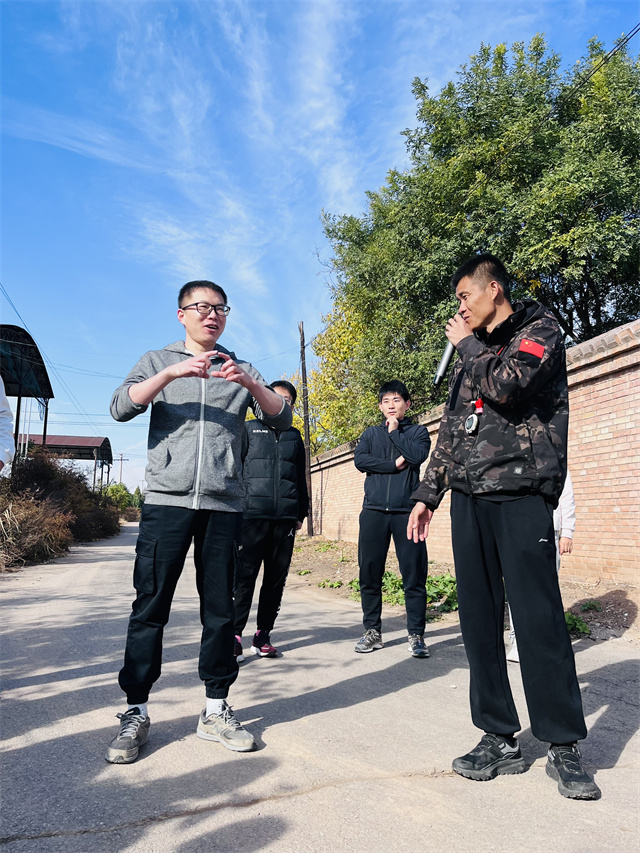 凝心聚力 向光而行 太阳集团tcy8722开展“卓越商科淬炼营”教师素质拓展活动