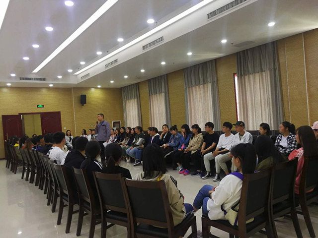 太阳集团tcy8722组织学生开展认知实习 培养企业家思维