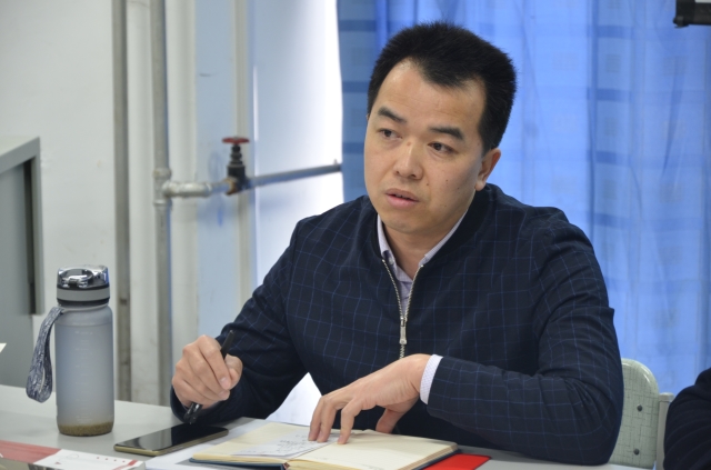 我集团开展“从信息产业商学院轨道实现弯道超车”年会精神的集体学习