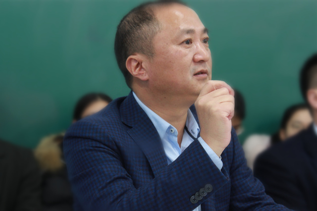 我集团召开建设与发展座谈会