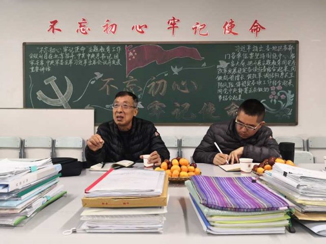 教学督导莅临我集团进行期中教学检查