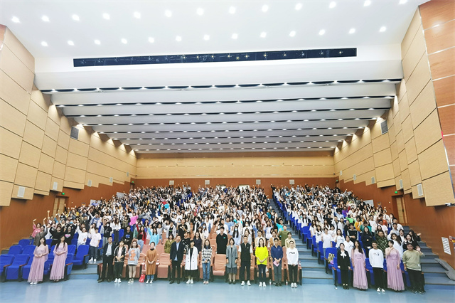 成长不期而遇 心安即是归途——2021年我集团全生异科师生见面会